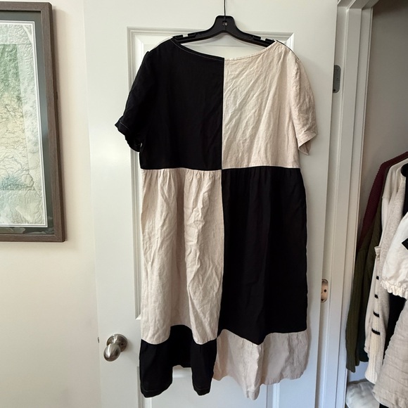 Ersa Fibers Billie black & white midi dress - XL - Picture 3 of 4